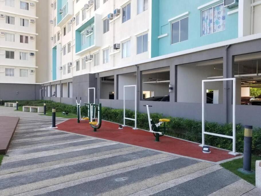 Spacious 2 Bedroom 42Sqm Condo Unit Iloilo City Bagian luar foto